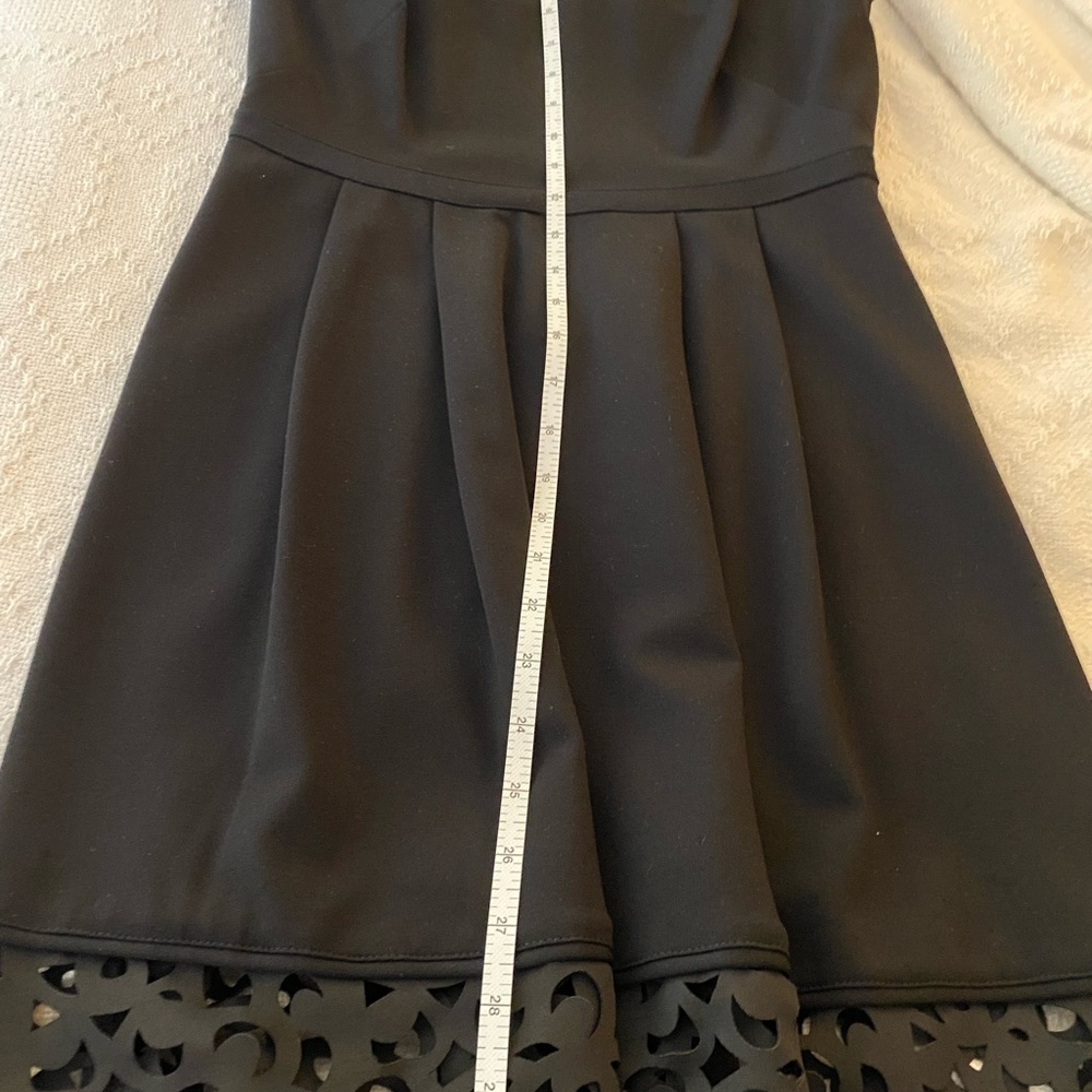 Gorgeous black Ralph Lauren dress with laser cut detail at neck and hem - Picture 10 of 10